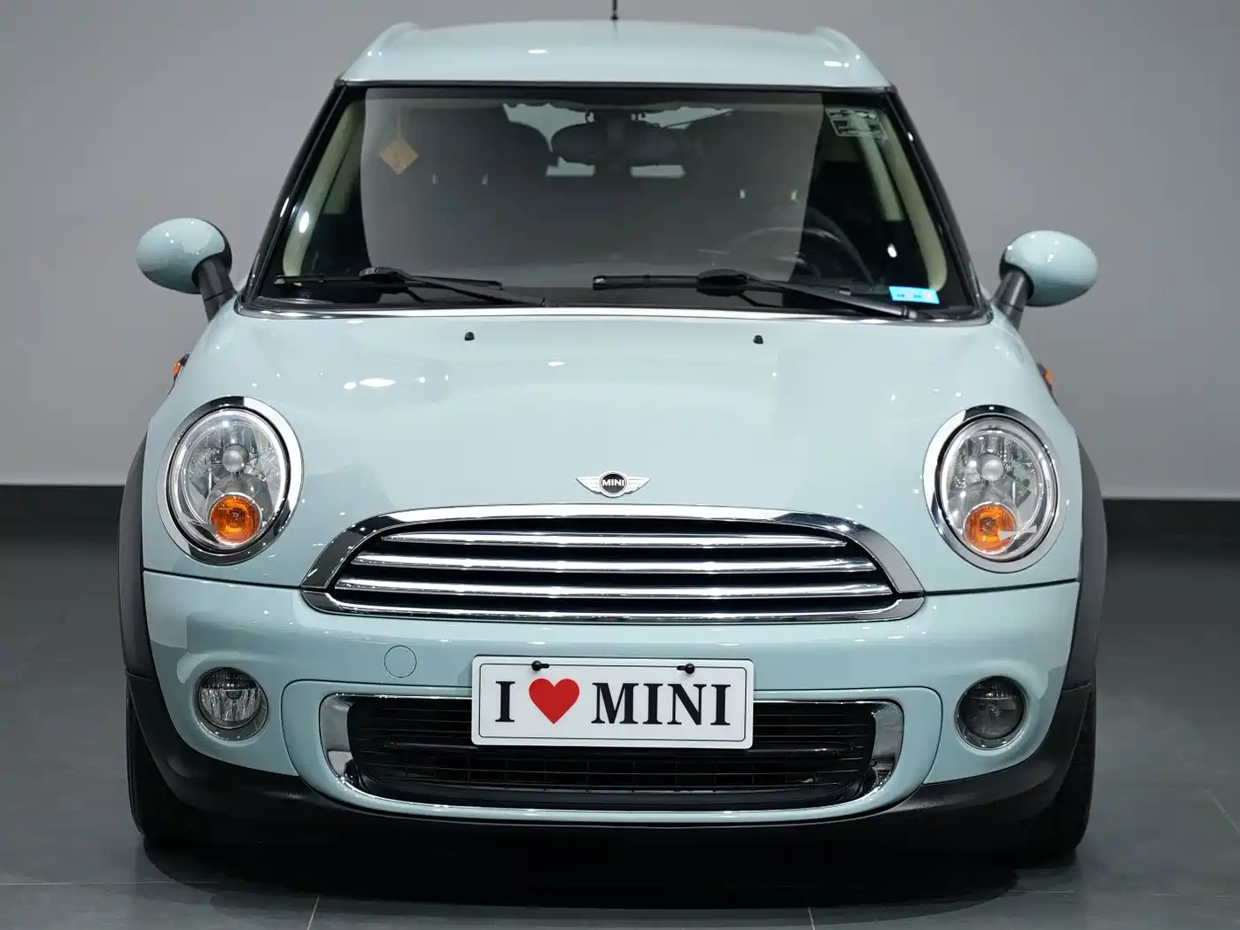 MINI CLUBMAN 2012 2011 1.6L ONE