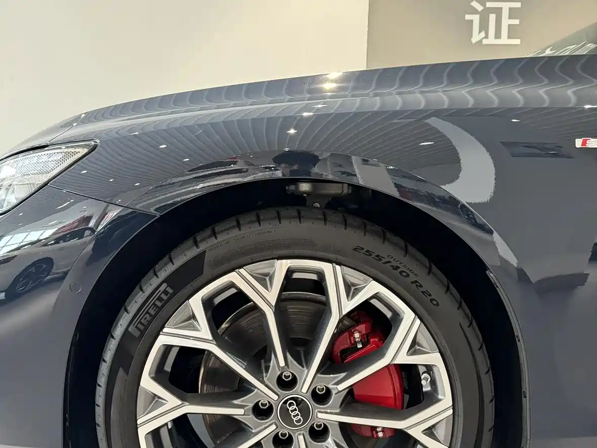 Photo 25 - Audi A6L