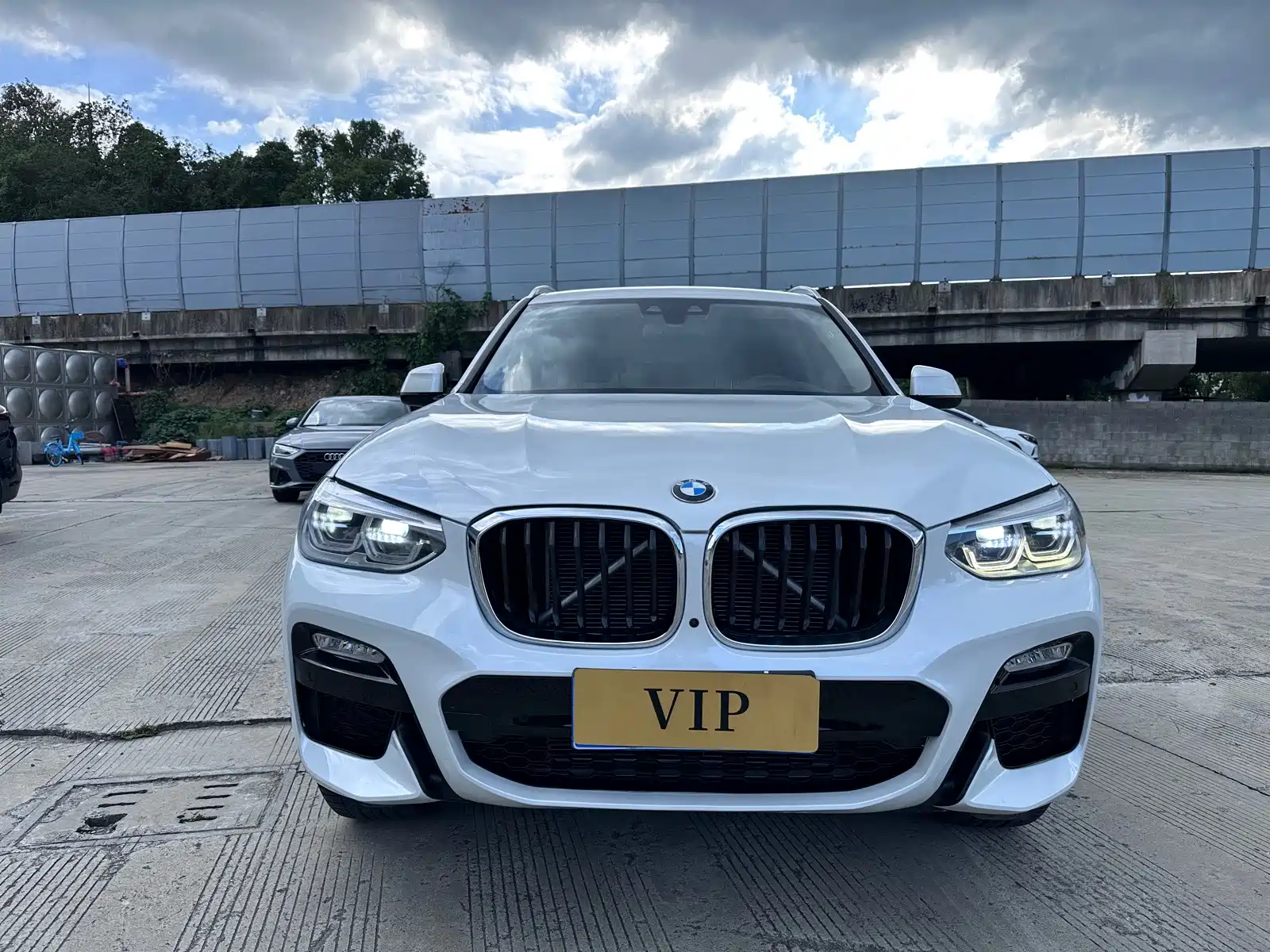 Фото 2 - BMW X3