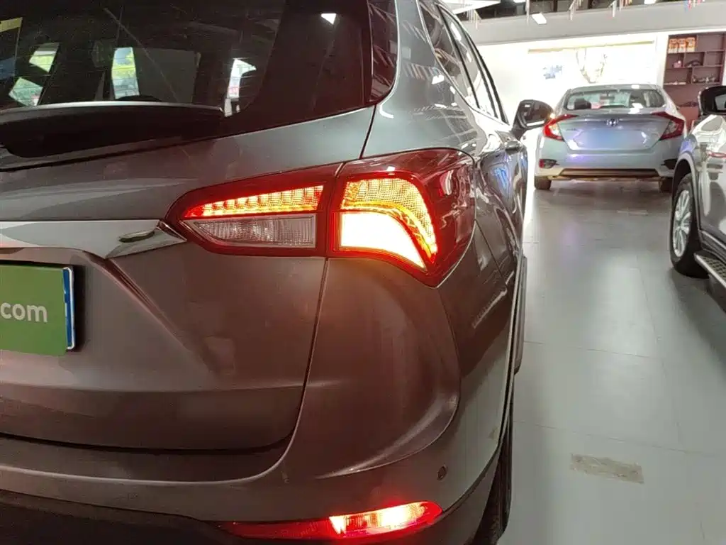 Buick Envision Plus 2019 20T FWD Luxury Model China VI фото 8