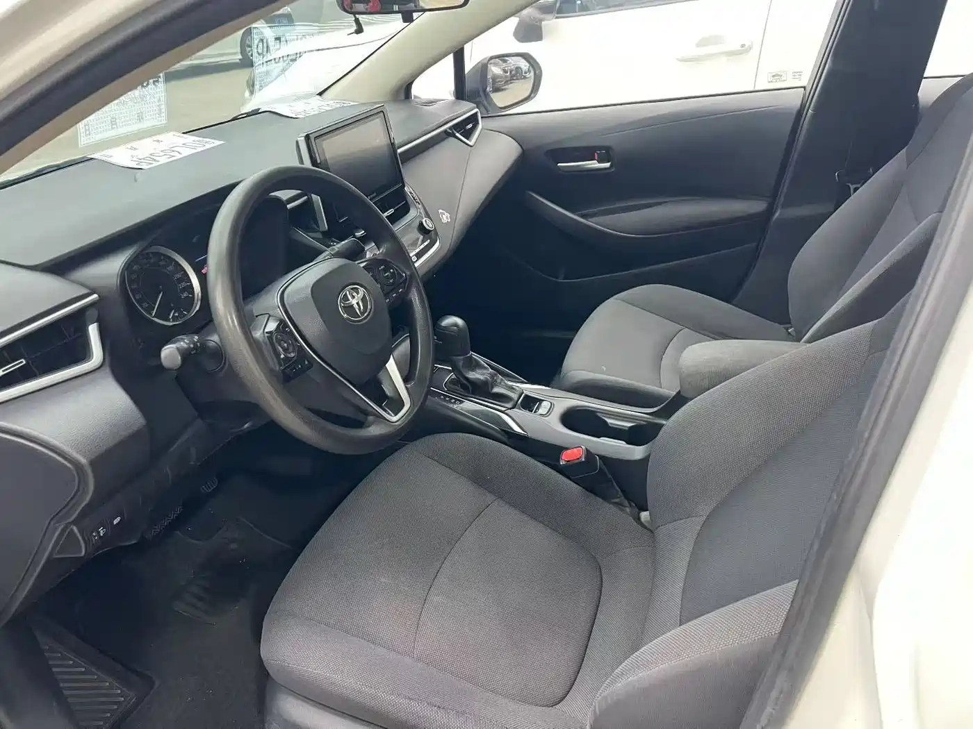 Toyota Corolla 2019 1.2T S-CVT GL-i Elite Edition фото 8