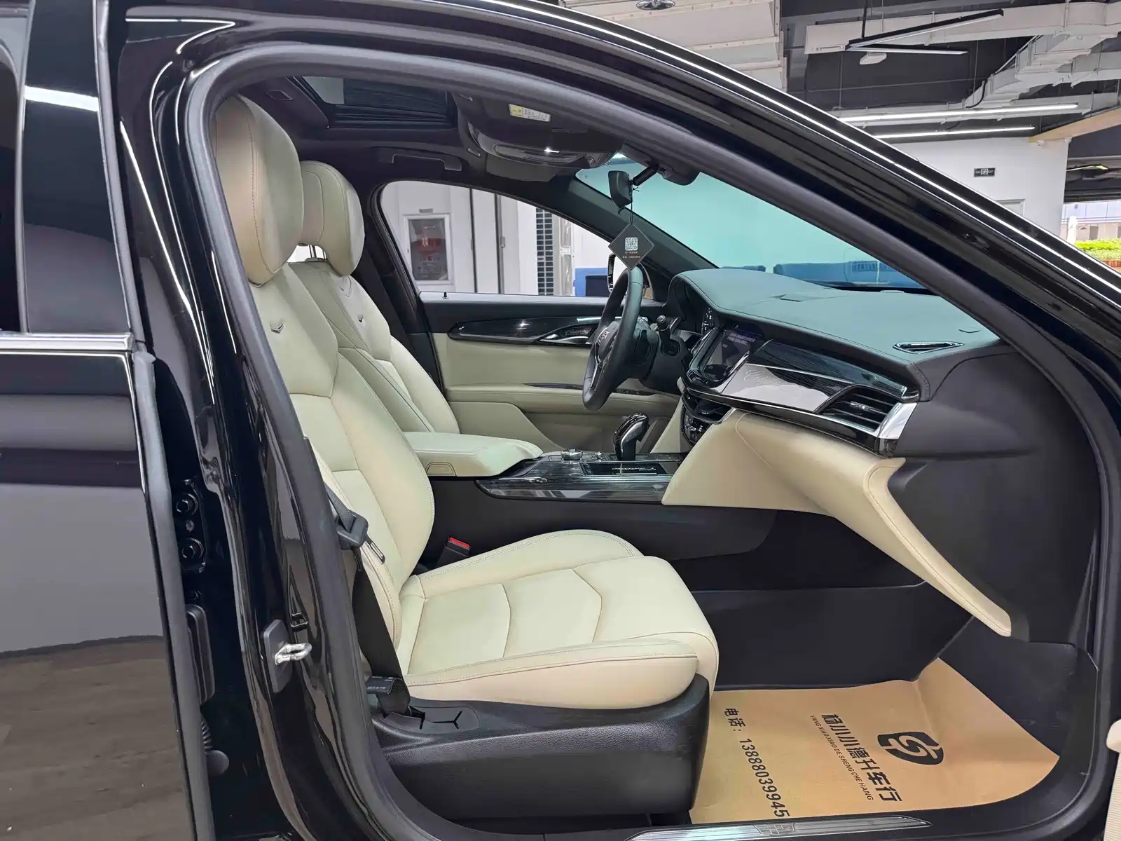 Фото 21 - Cadillac CT6