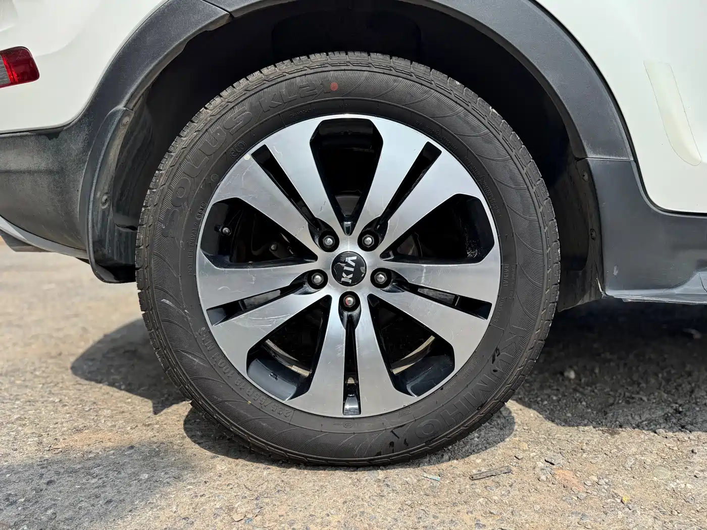 Kia Sportage 2014 2.0L Automatic 2WD DLX фото 14