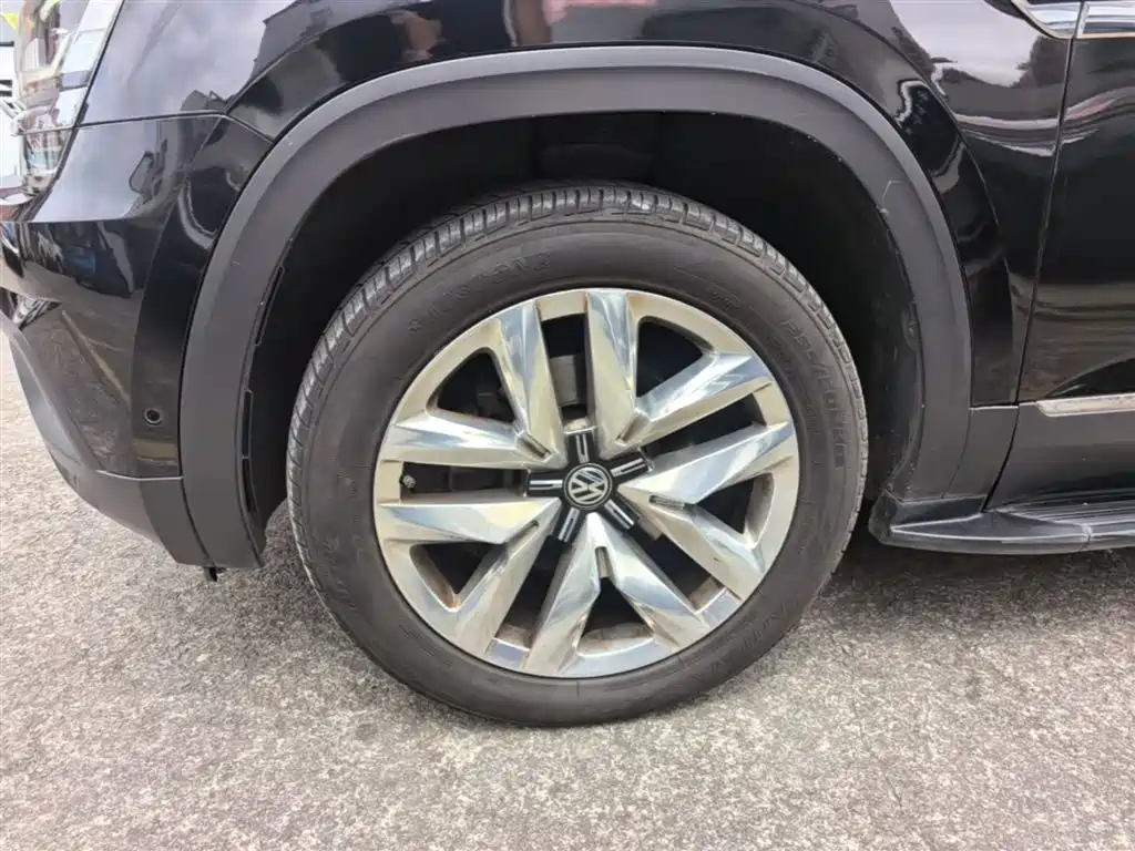 Volkswagen Teramont 2017 530 V6 4WD Flagship Edition фото 23