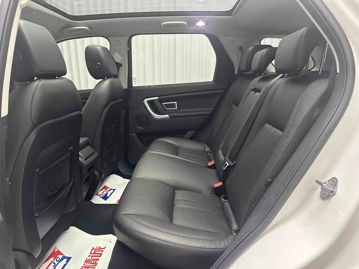 Land Rover Discovery Sport 2016 2.0T SE фото 10