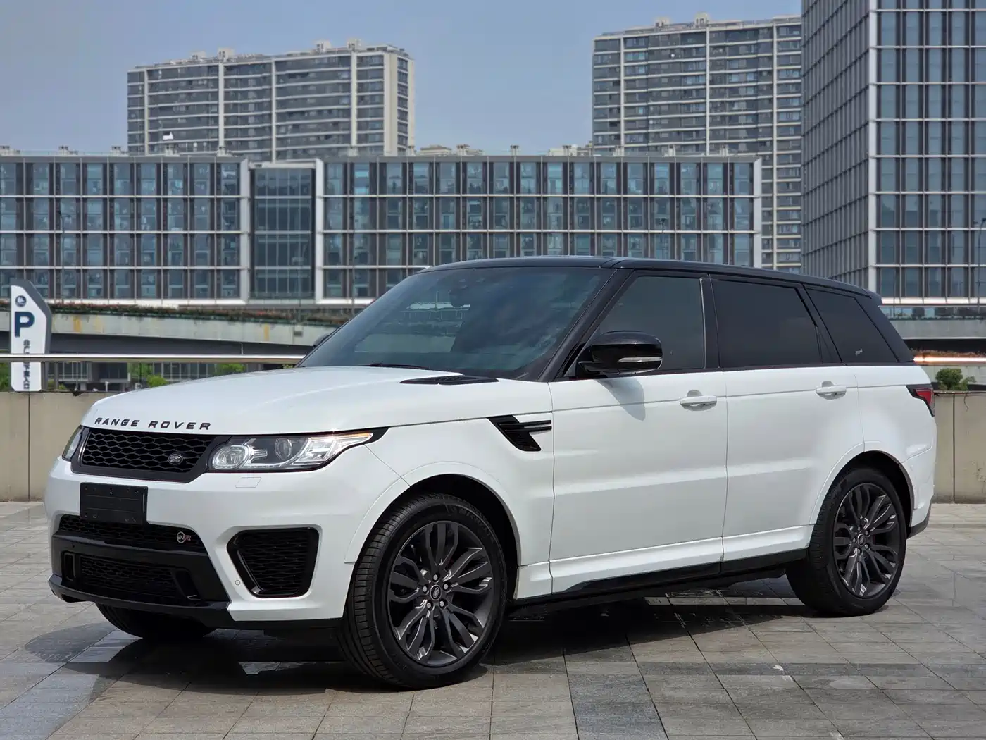 Land Rover Range Rover Sport 2017 3.0 SC V6 HSE DYNAMIC