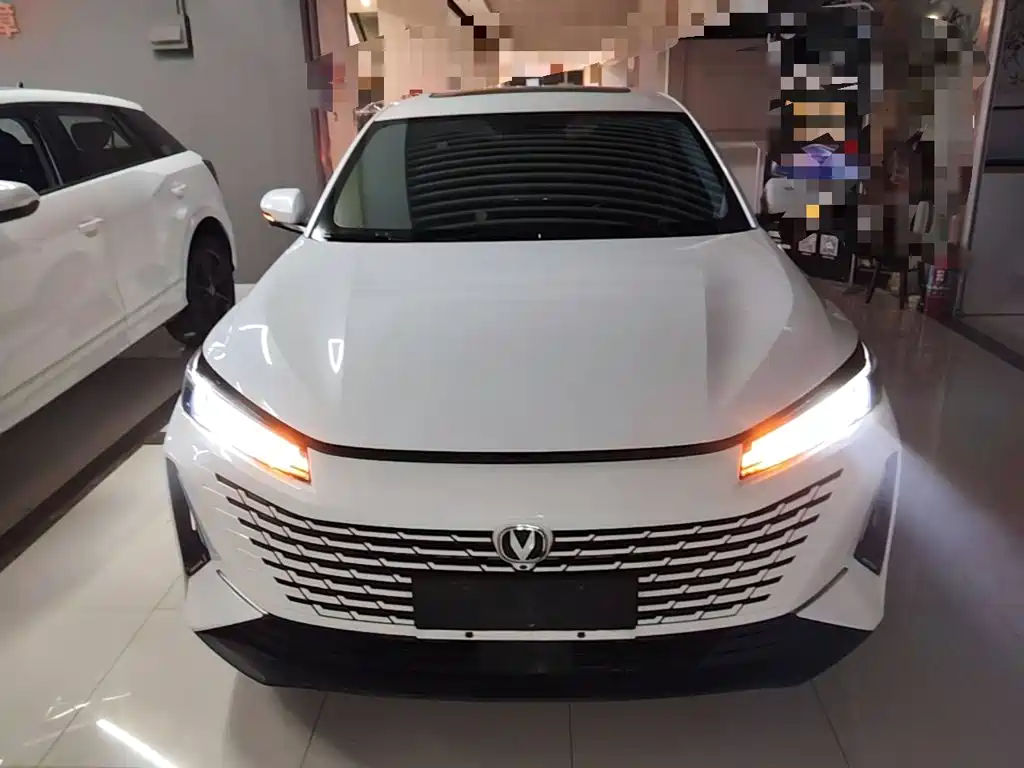 Changan Yida 2023 2023 Blue Whale NE 1.5T GDI DCT Pilot