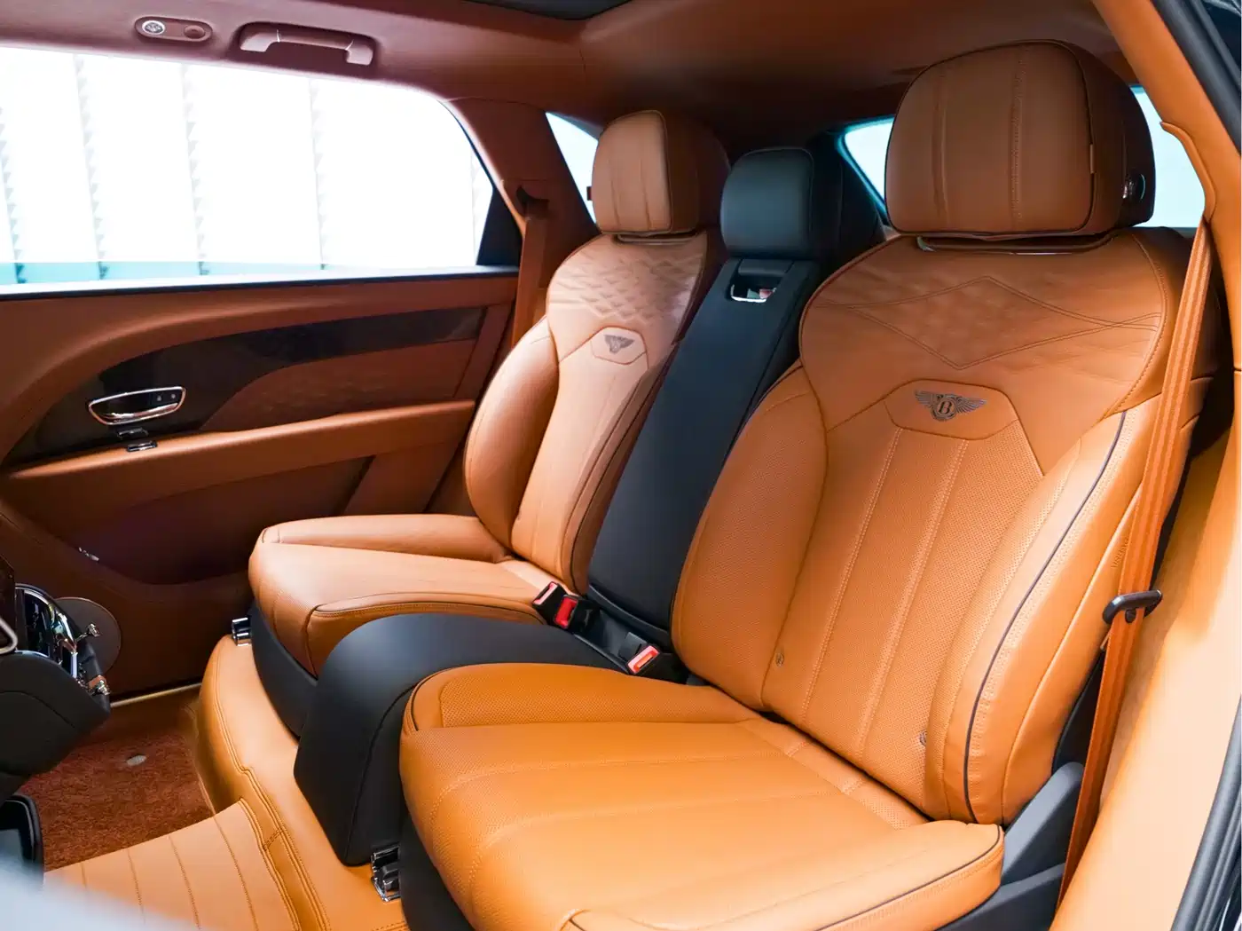 Bentley Bentayga 2026 2025 4.0T V8 Long Wheelbase Art Edition