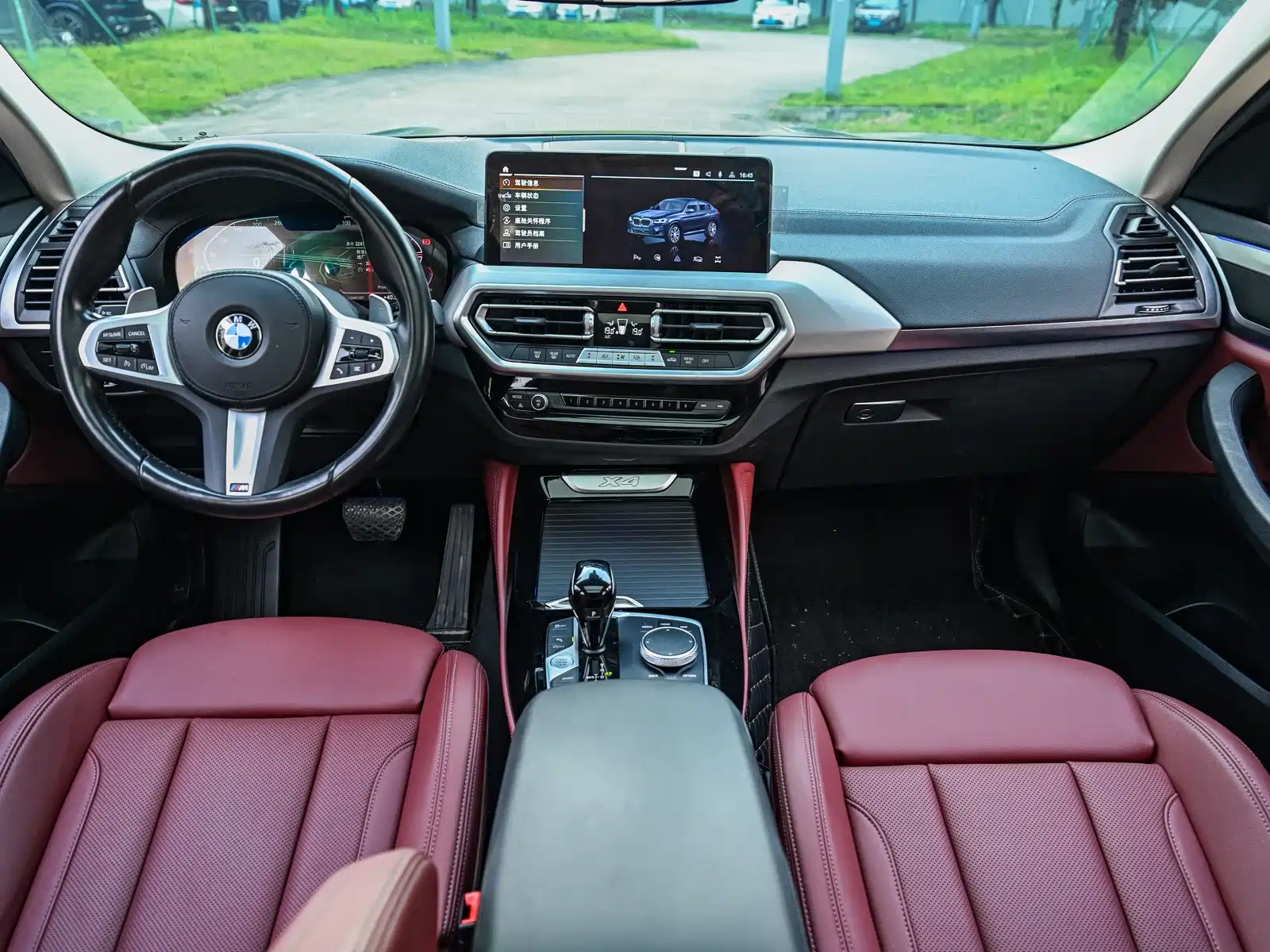 Photo 14 - BMW X4