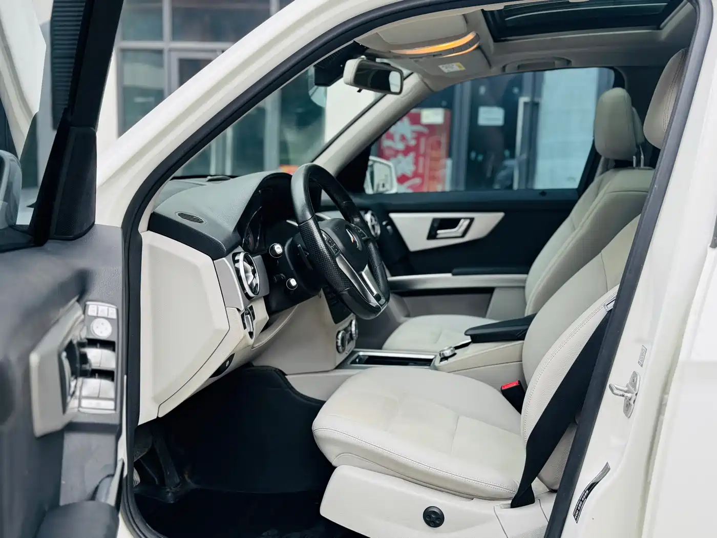 Mercedes-Benz GLK-Class 2015 GLK 260 4MATIC Dynamic Ultimate Edition фото 11