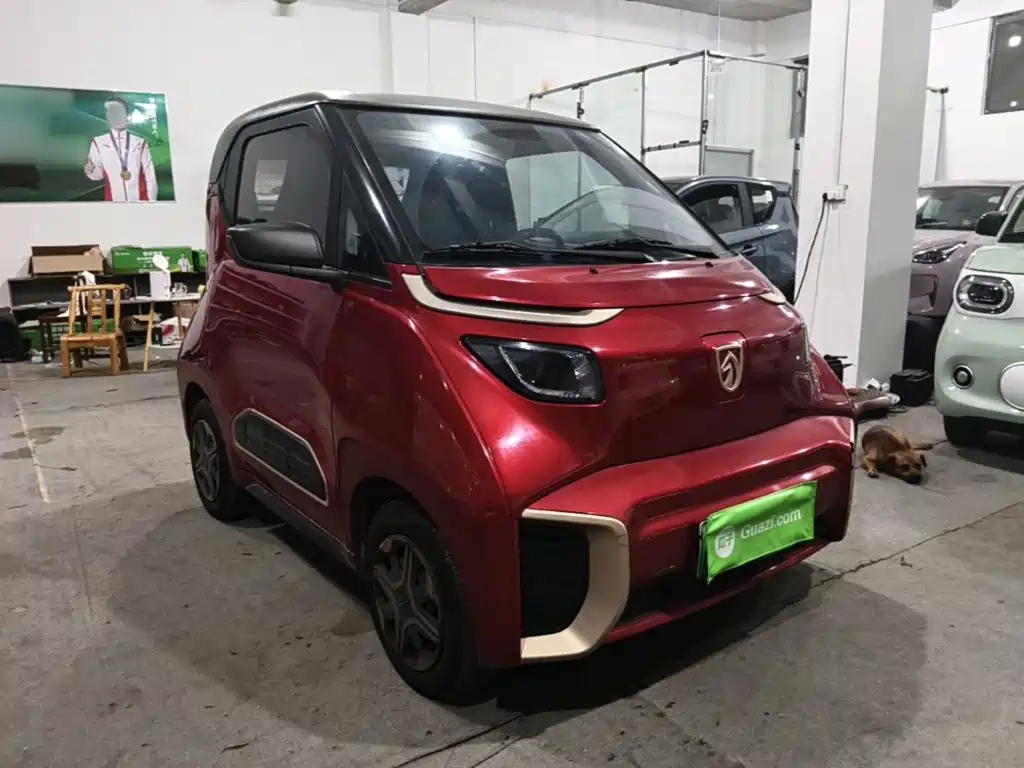 Фото 4 - Baojun E200