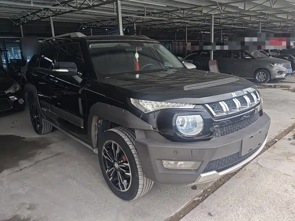 BAIC ORV Beijing Offroad BJ20 2017 2016 1.5T CVT Luxury