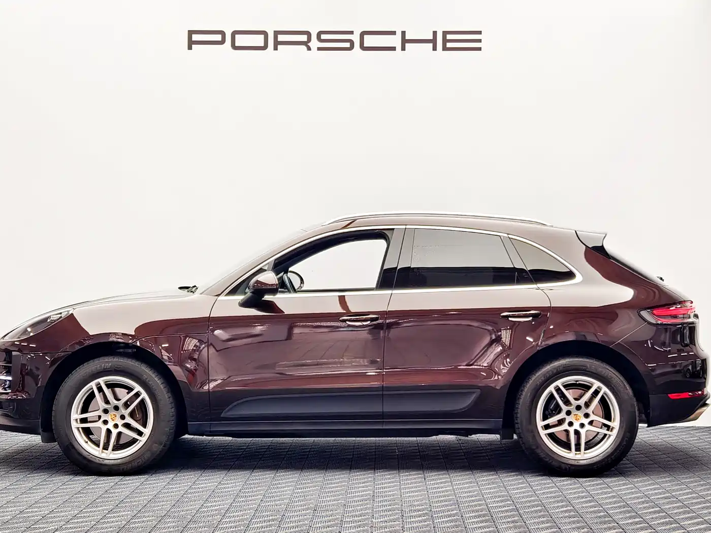 Porsche Macan фото 8