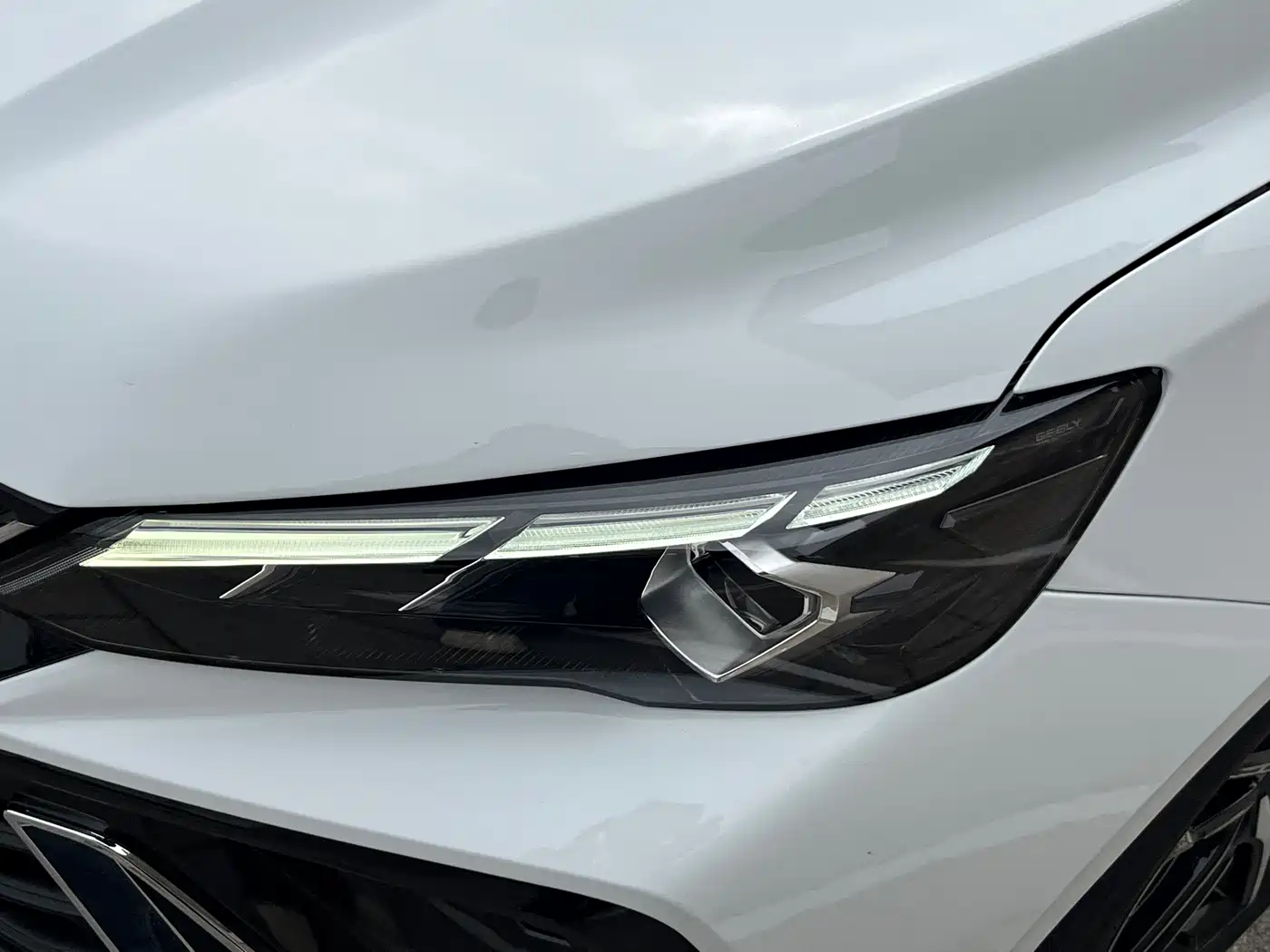 GEELY AUTOMOBILE BINRUI