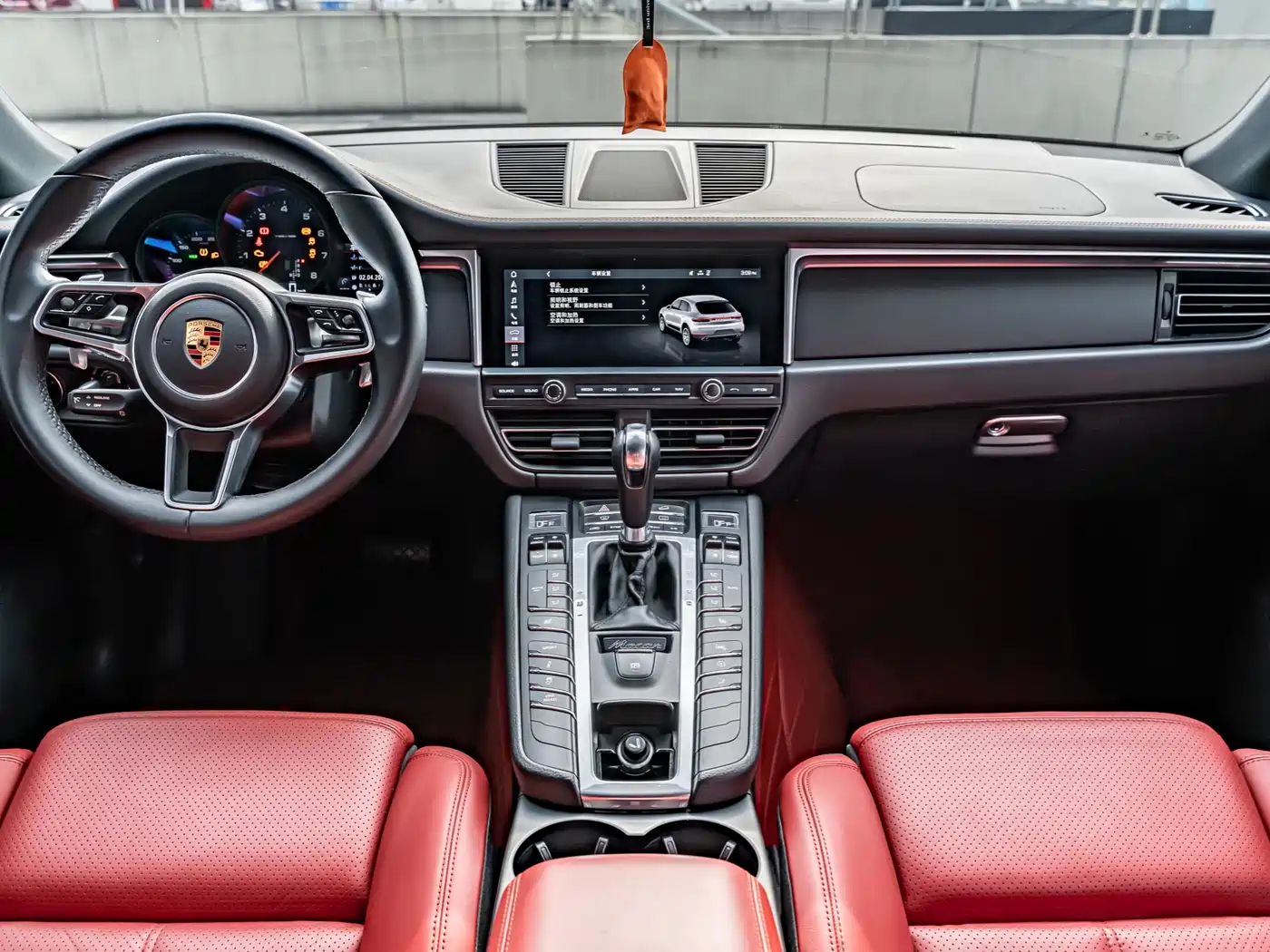 Porsche Macan 2018 Macan 2.0T фото 17