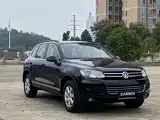 Фото 3 - Volkswagen Touareg