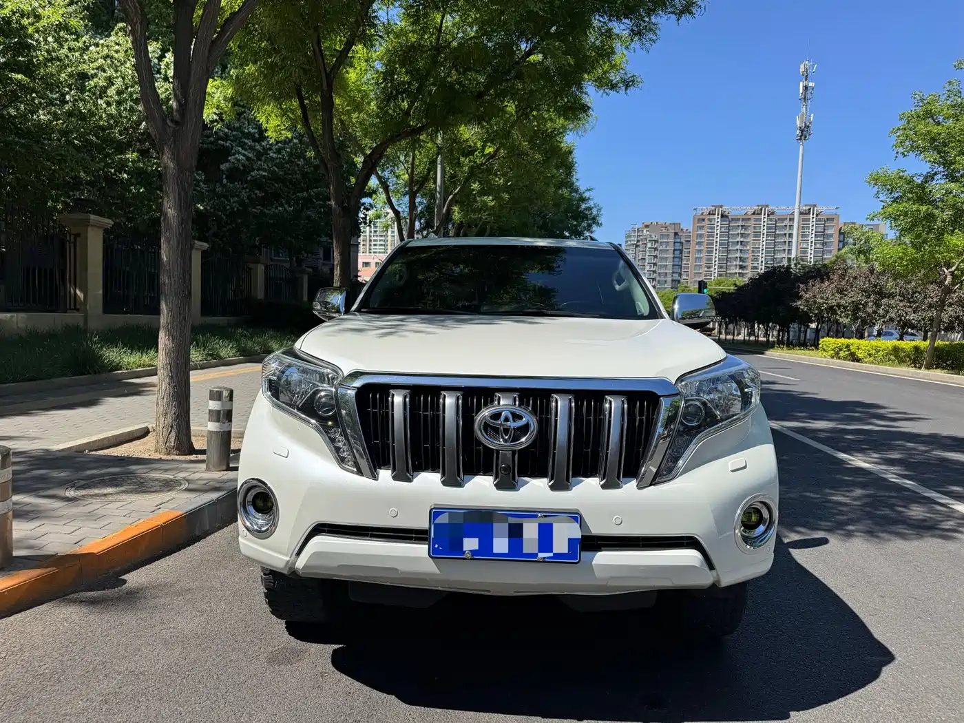Toyota Prado 2016 3.5L Auto VX NAVI фото 2