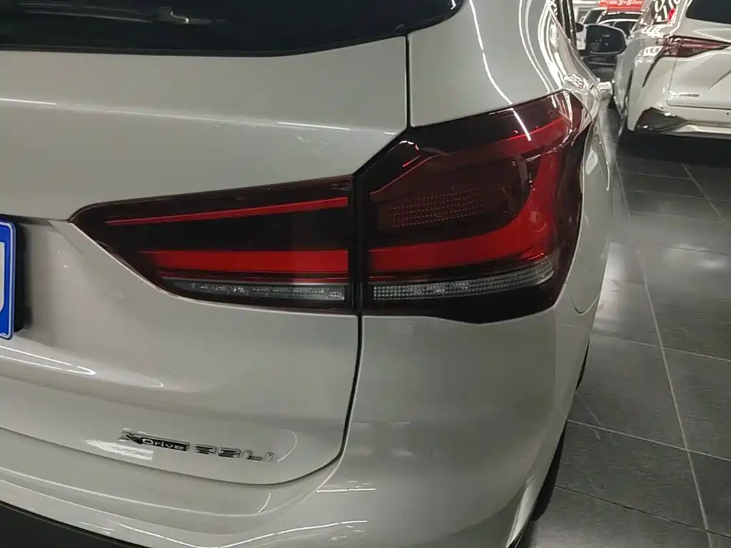Фото 24 - BMW X1