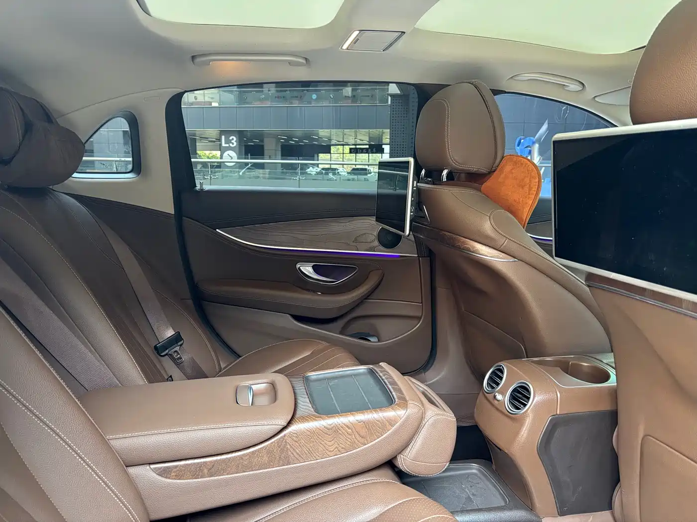 Mercedes-Benz E-Class 2018 E 200 L фото 7