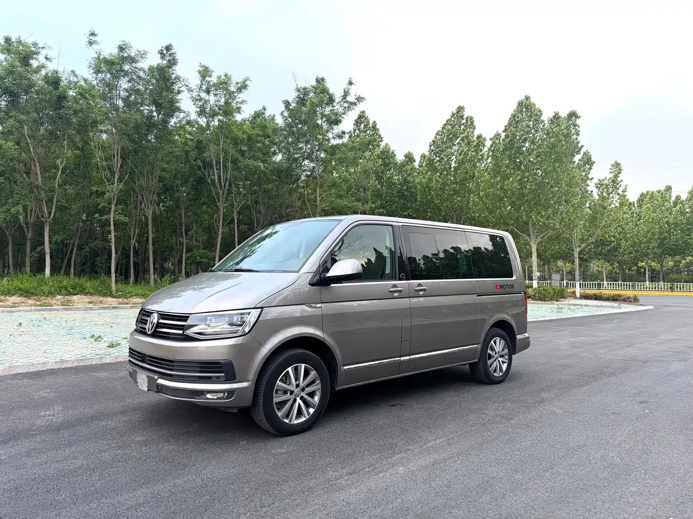 Volkswagen Multivan 2017 2.0TSI 4WD Explorer 7-seater