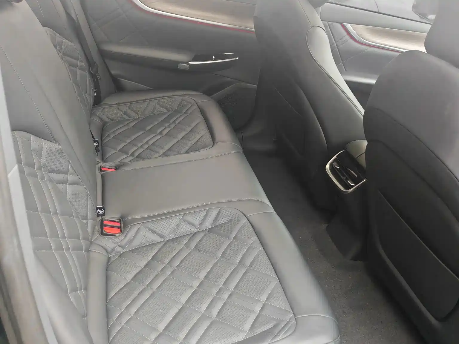 Photo 6 - Changan Qiyuan A07