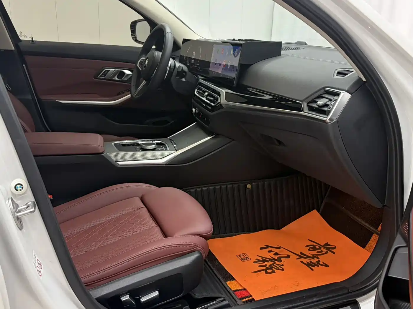 BMW 3 Series 2023 320Li M Sport Package фото 18