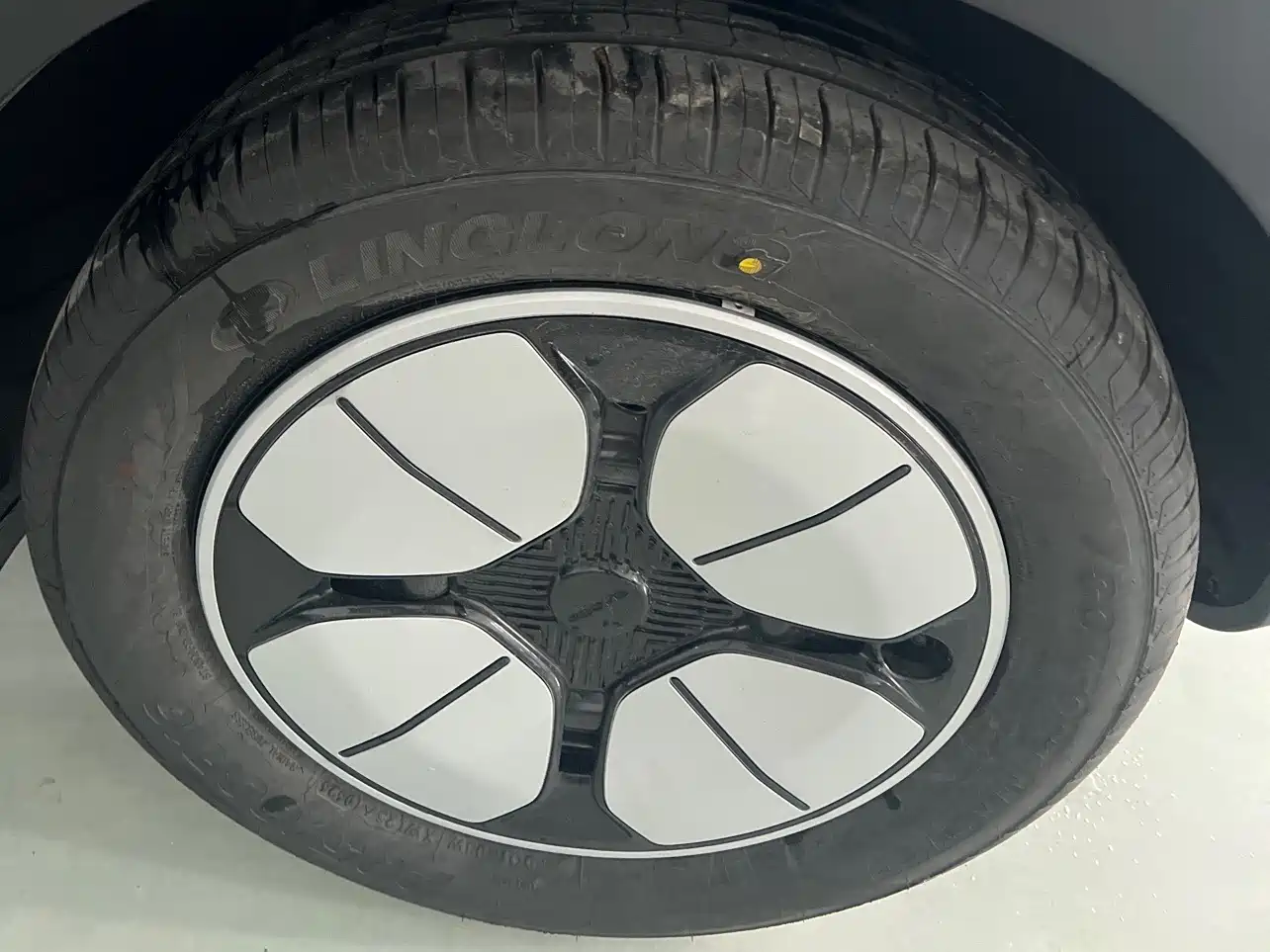 GEELY GALAXY STAR WISH