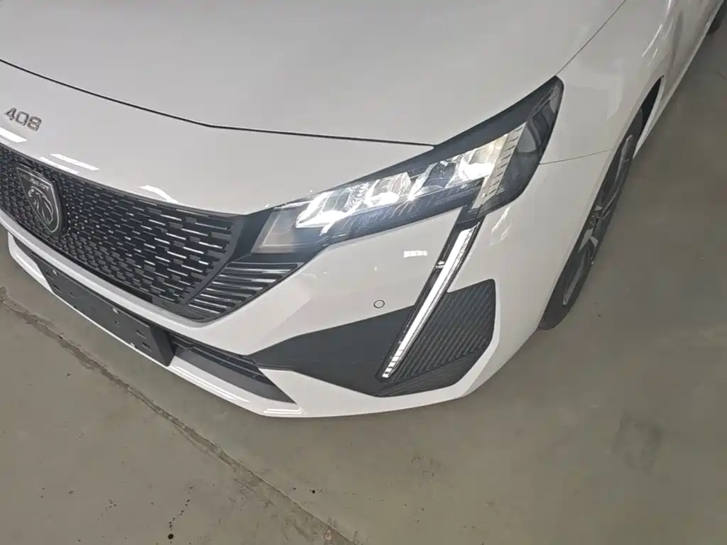 Peugeot 408 2026 2024 360THP Dá Dá Edition Latour