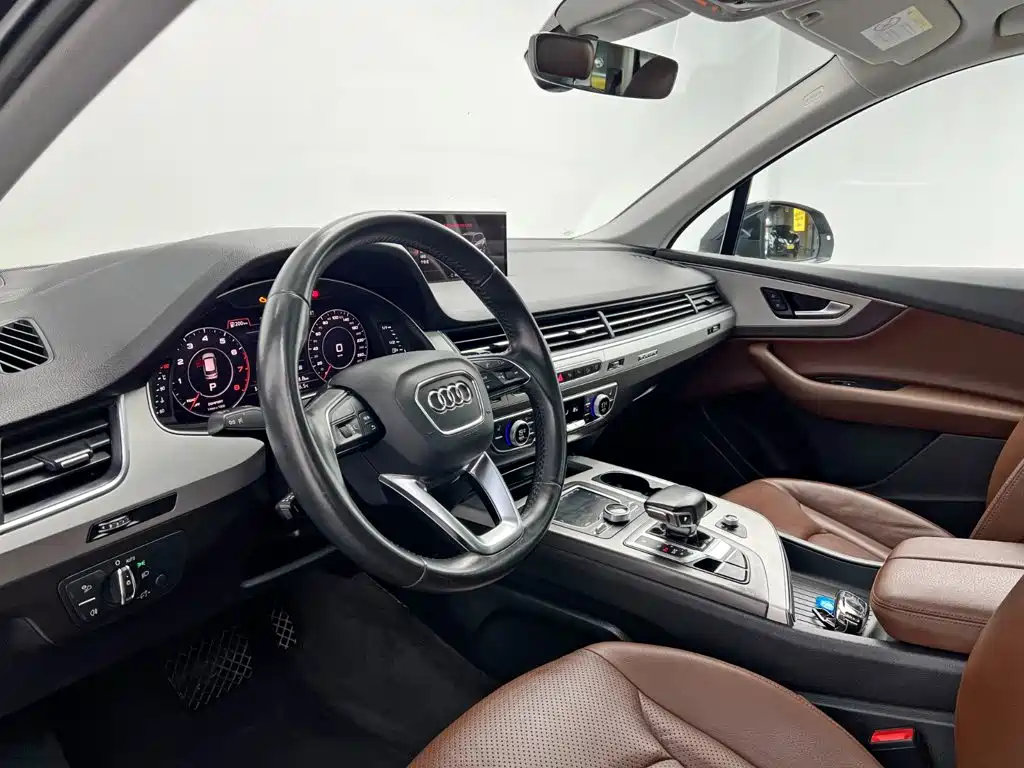 Photo 14 - Audi Q7
