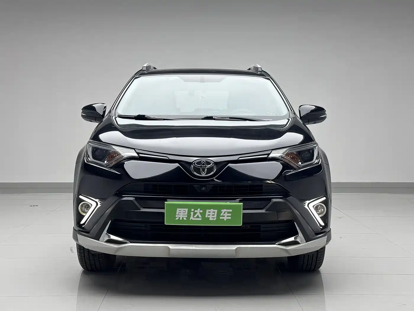 Toyota RAV4 Rongfang 2019 2.0L CVT 2WD Trend Edition China VI фото 2