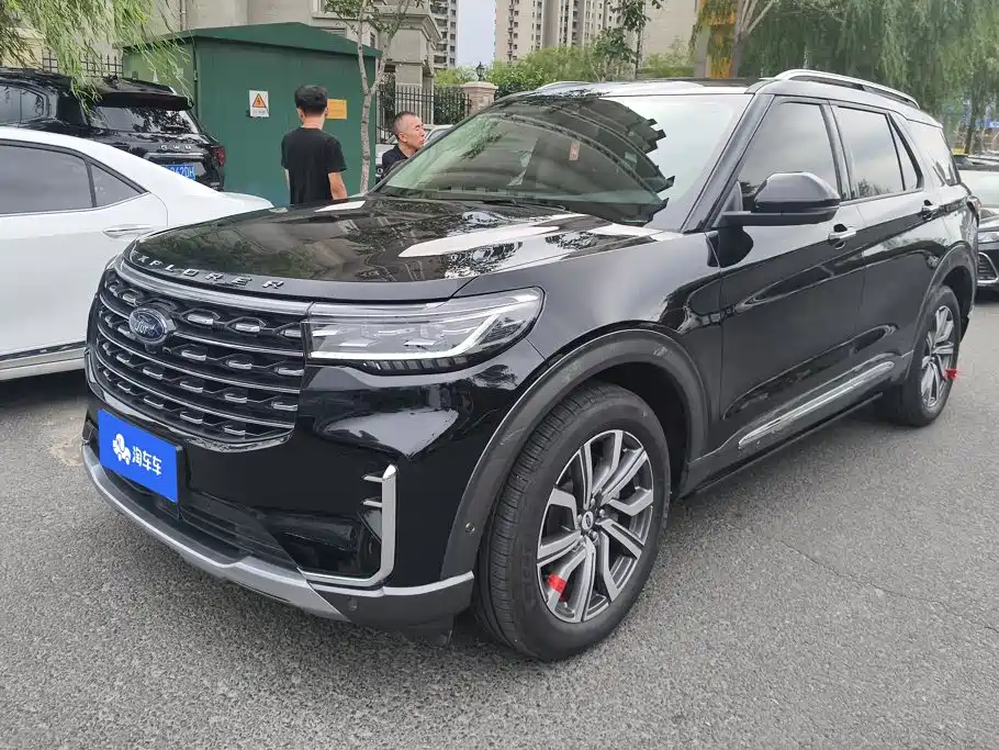 Ford Explorer 2024 2023 EcoBoost 285 AWD Titanium Edition 7-Seater