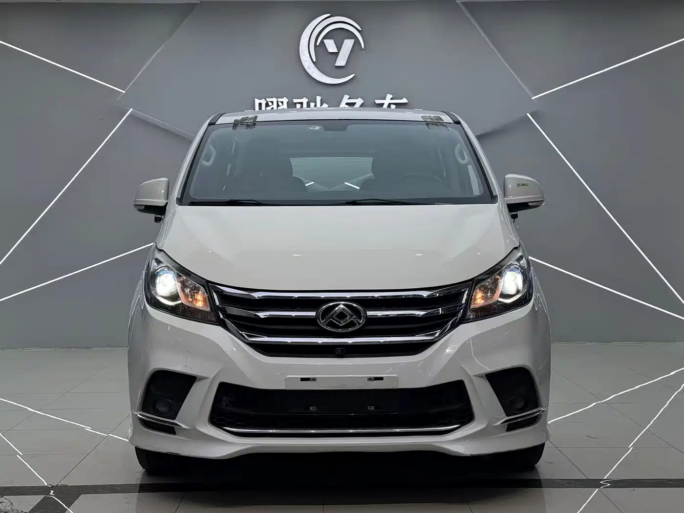 SAIC Maxus Maxus G10 2019 PLUS 2.0T Auto Elite China VI фото 2
