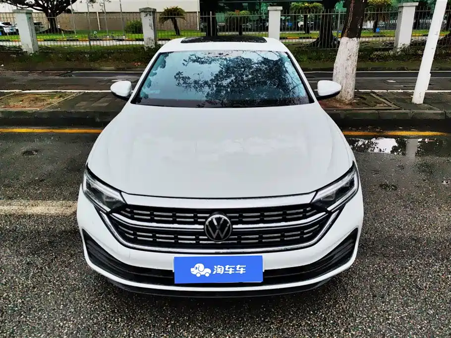 Volkswagen Sagitar 2025 Model Year 3rd Facelift 300TSI DSG Surpassing Edition фото 2
