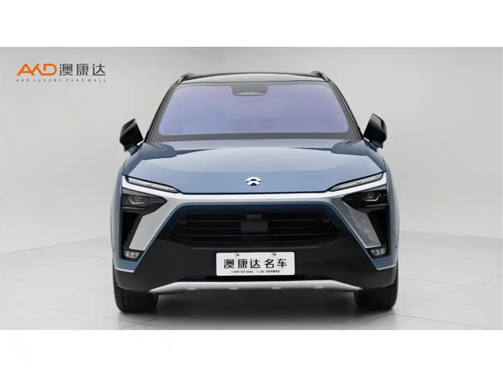 Фото 2 - NIO ES8