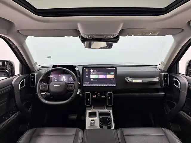 Photo 3 - Haval Big Dog