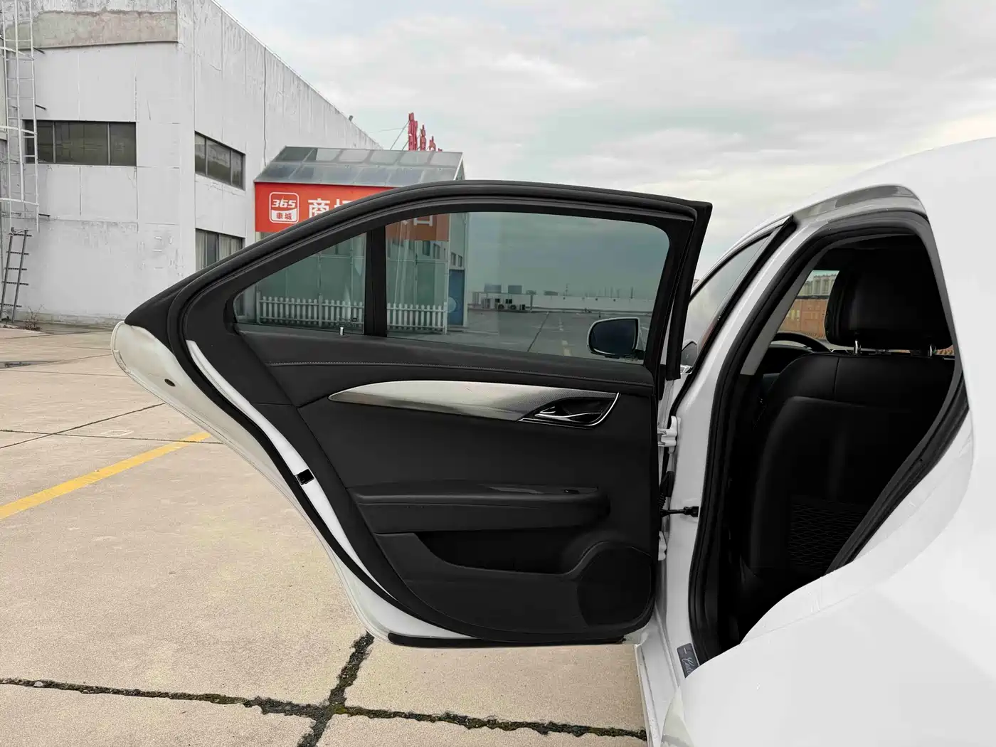 Cadillac ATS-L 2017 28T Technology фото 12
