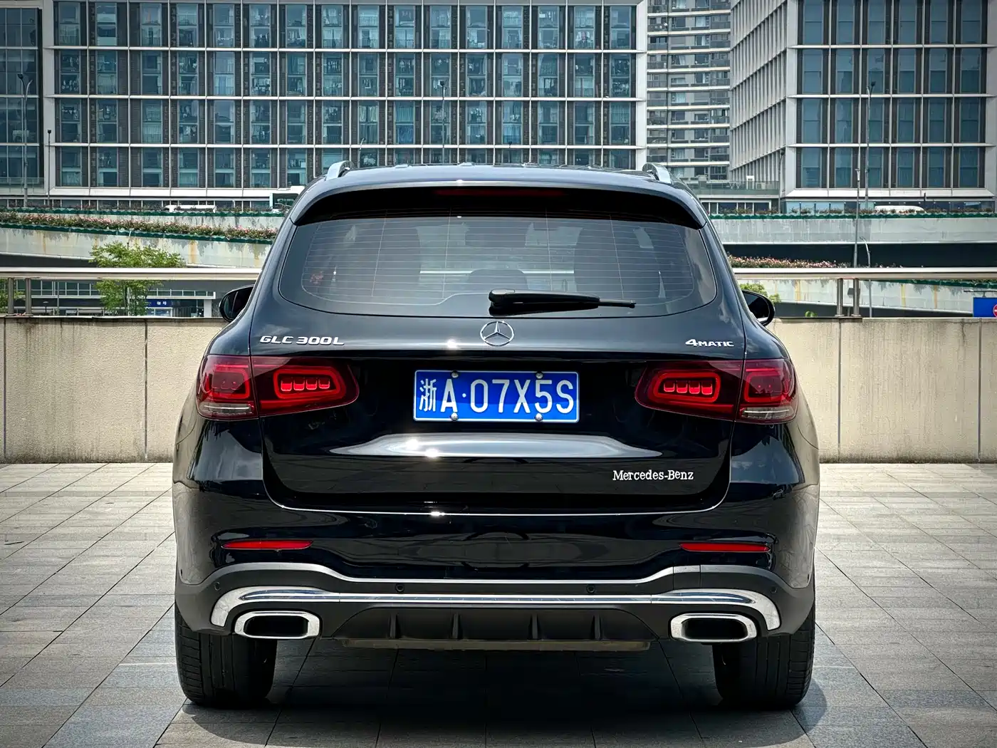Mercedes-Benz GLC 2022 Model GLC 300 L 4MATIC Luxury Edition фото 7