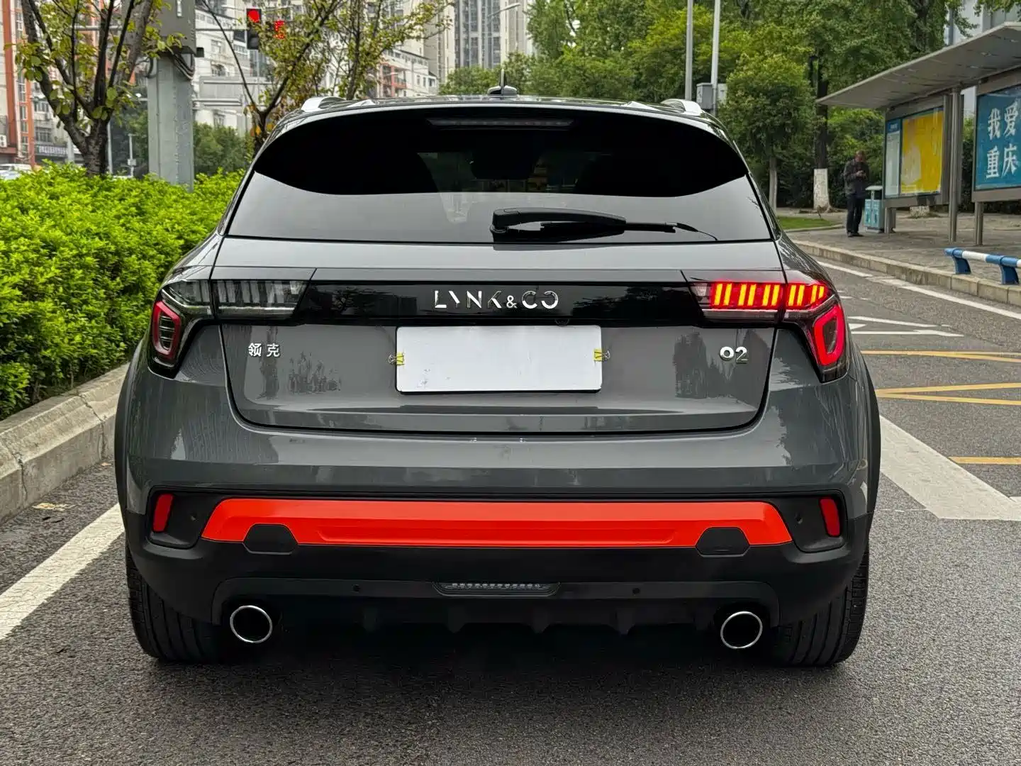 Photo 25 - Lynk & Co 02