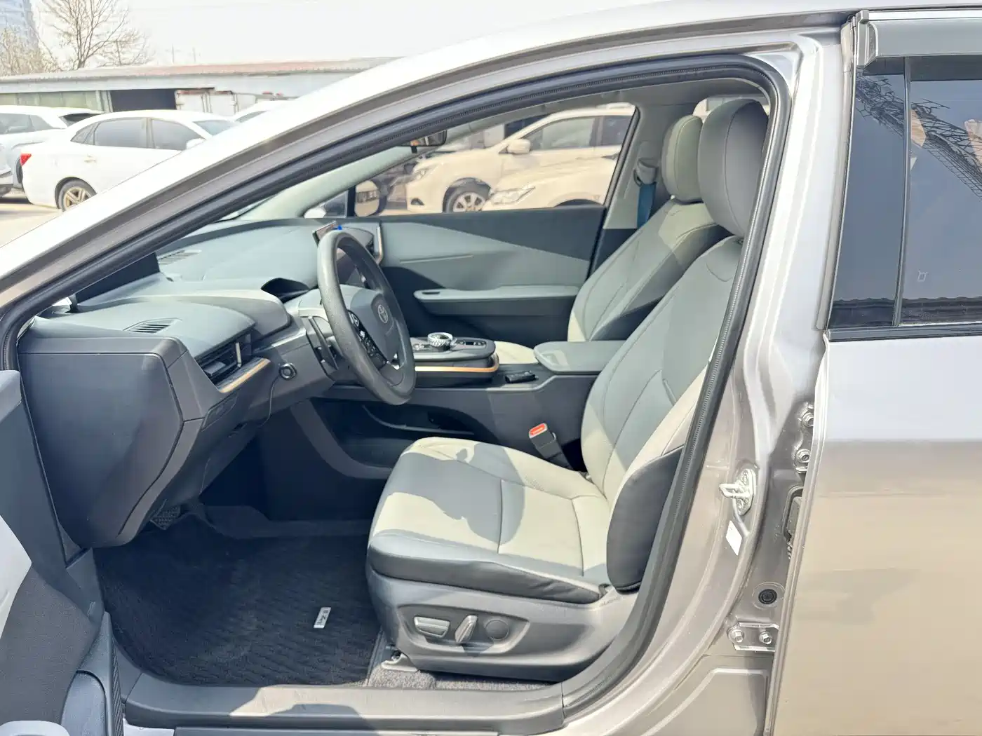 Toyota bZ3 2024 517km Elite PRO фото 8