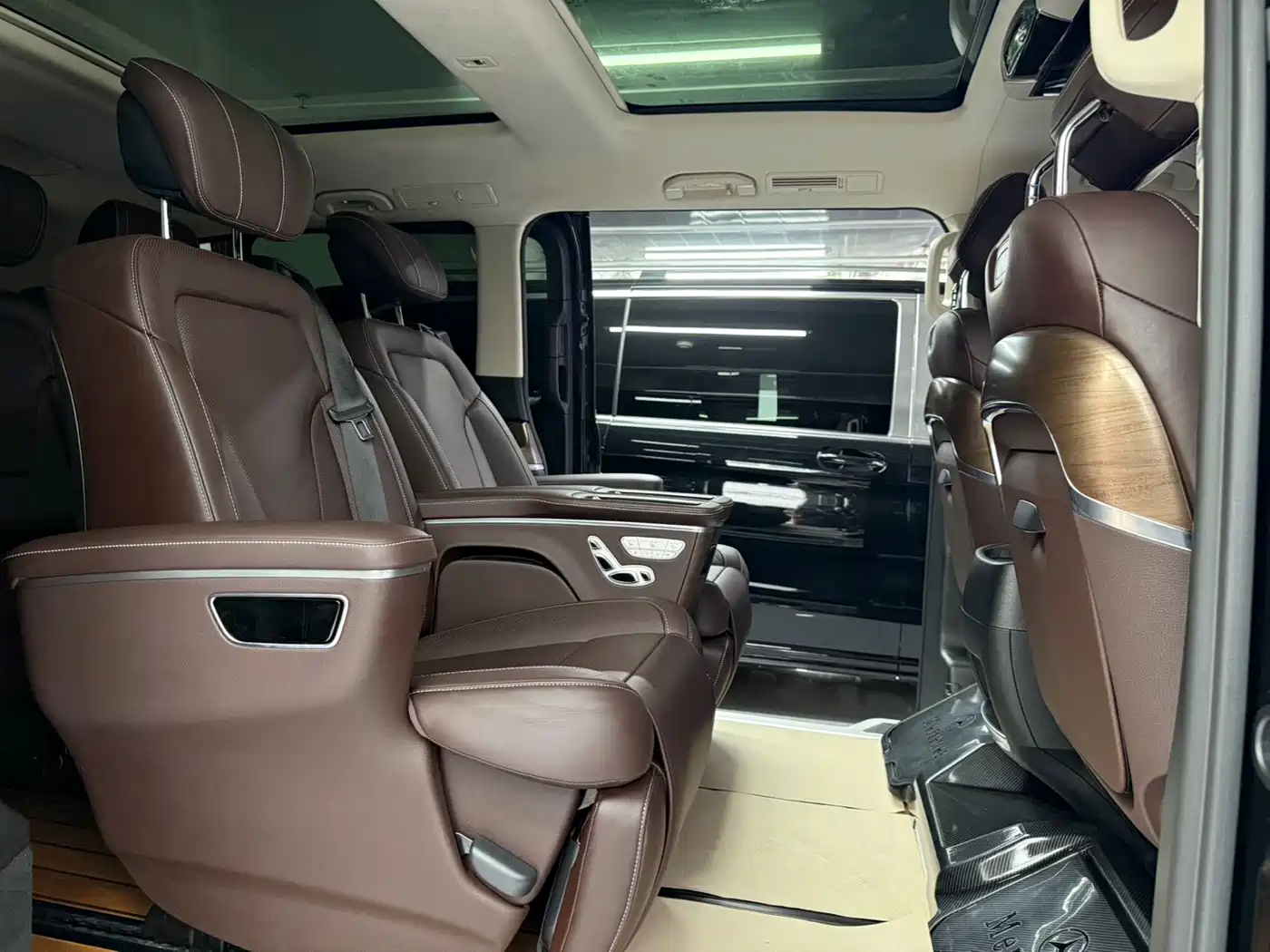 Mercedes-Benz V-Class 2025 2022 V 260 L Long Wheelbase Luxury Edition