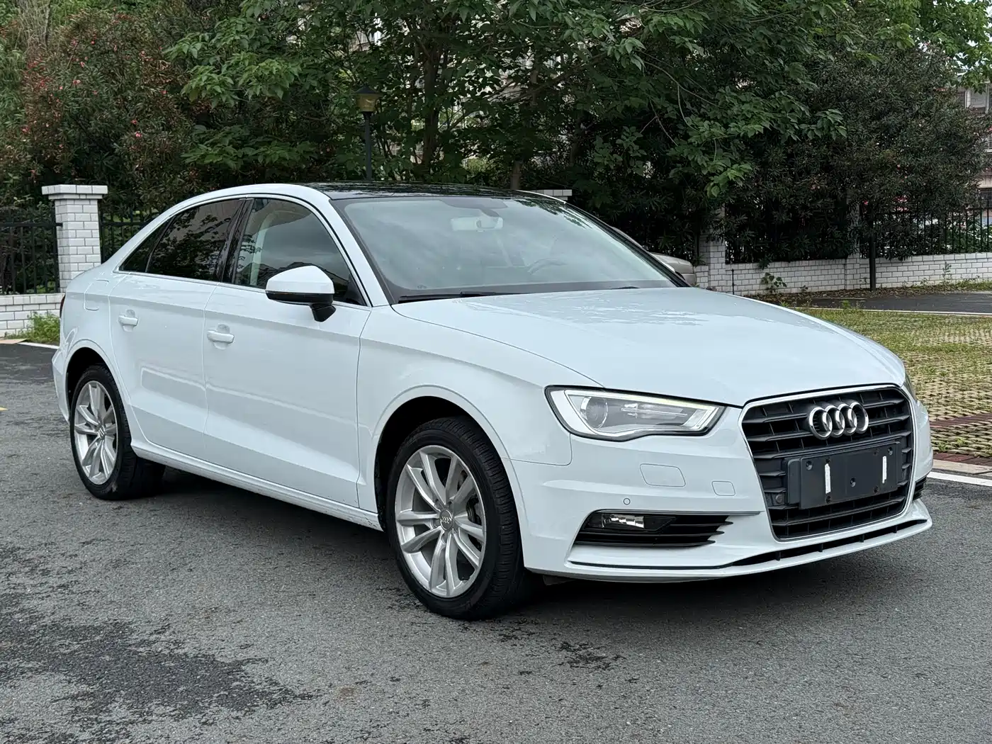 Audi A3 2016 Limousine 35 TFSI Style фото 3