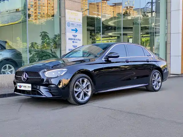 MERCEDES-BENZ E CLASS