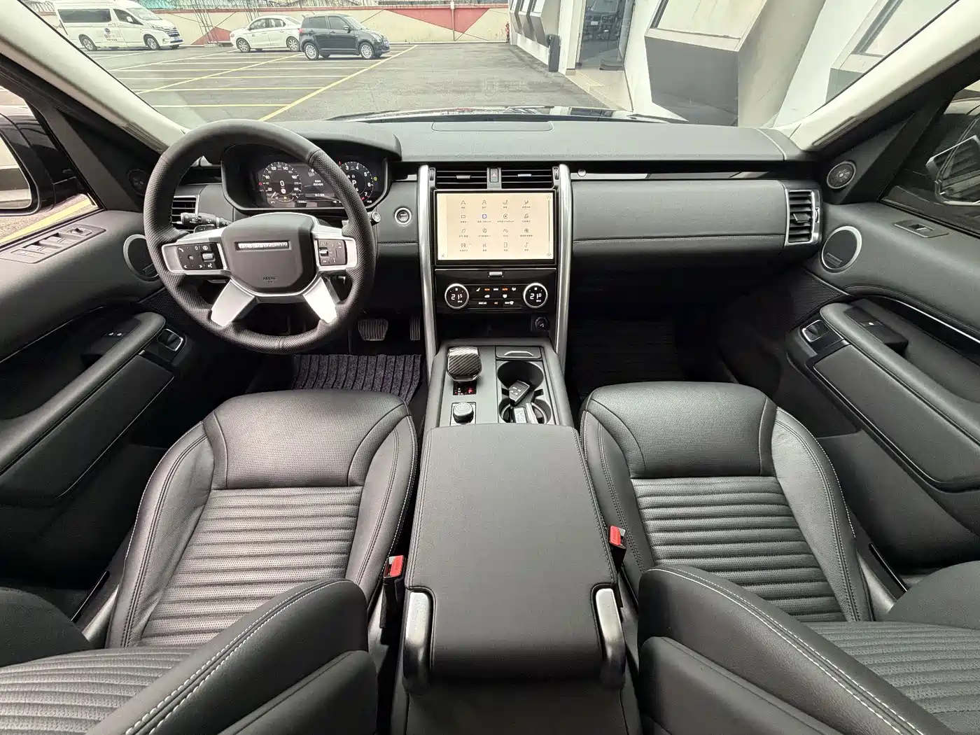 Land Rover Discovery 2024 2024 360PS Dynamic SE