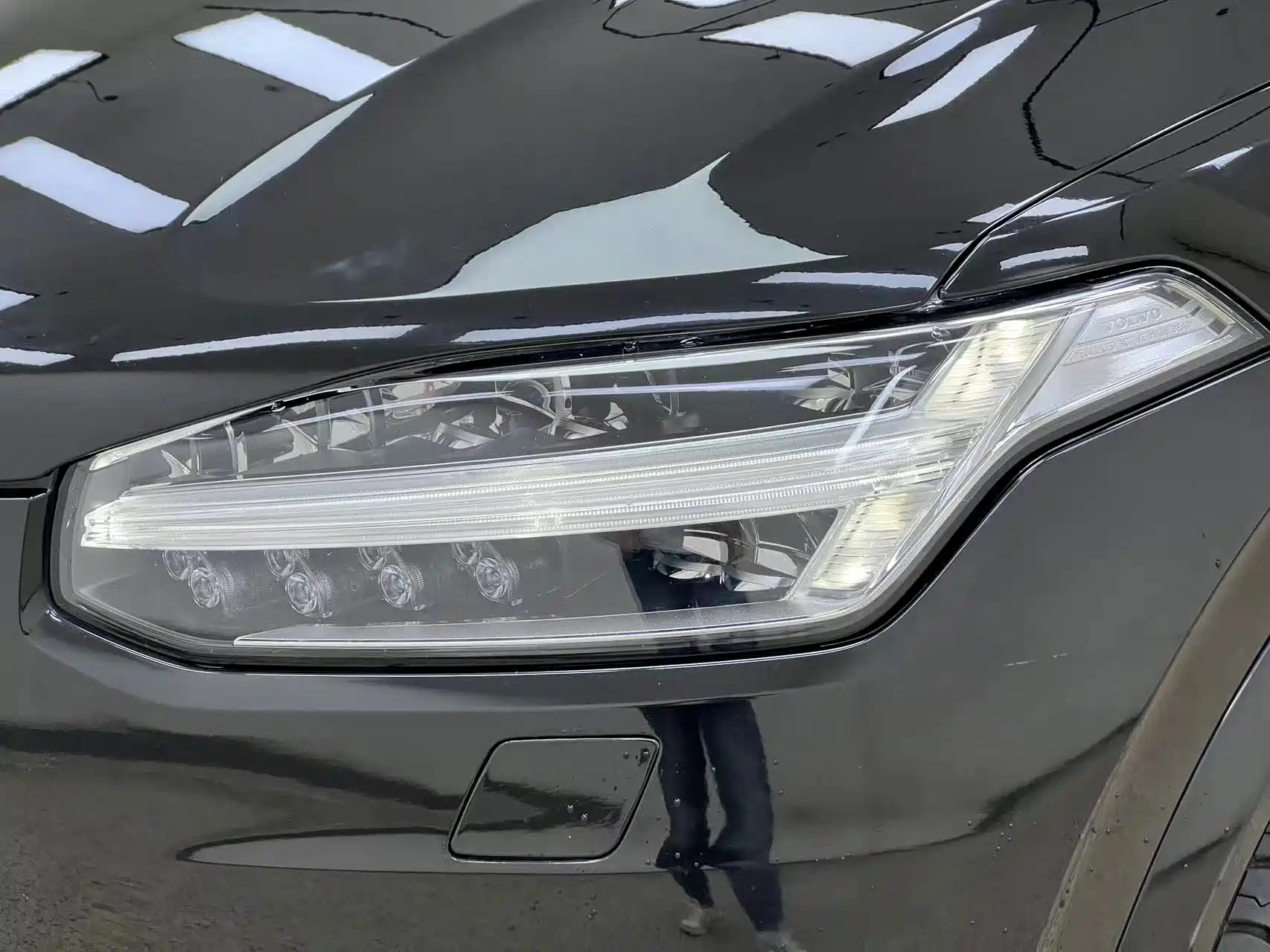 Photo 8 - Volvo XC90