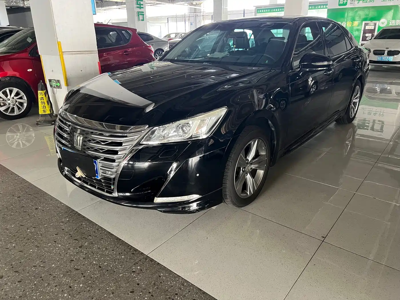Toyota Crown 2015 — пригон из Китая