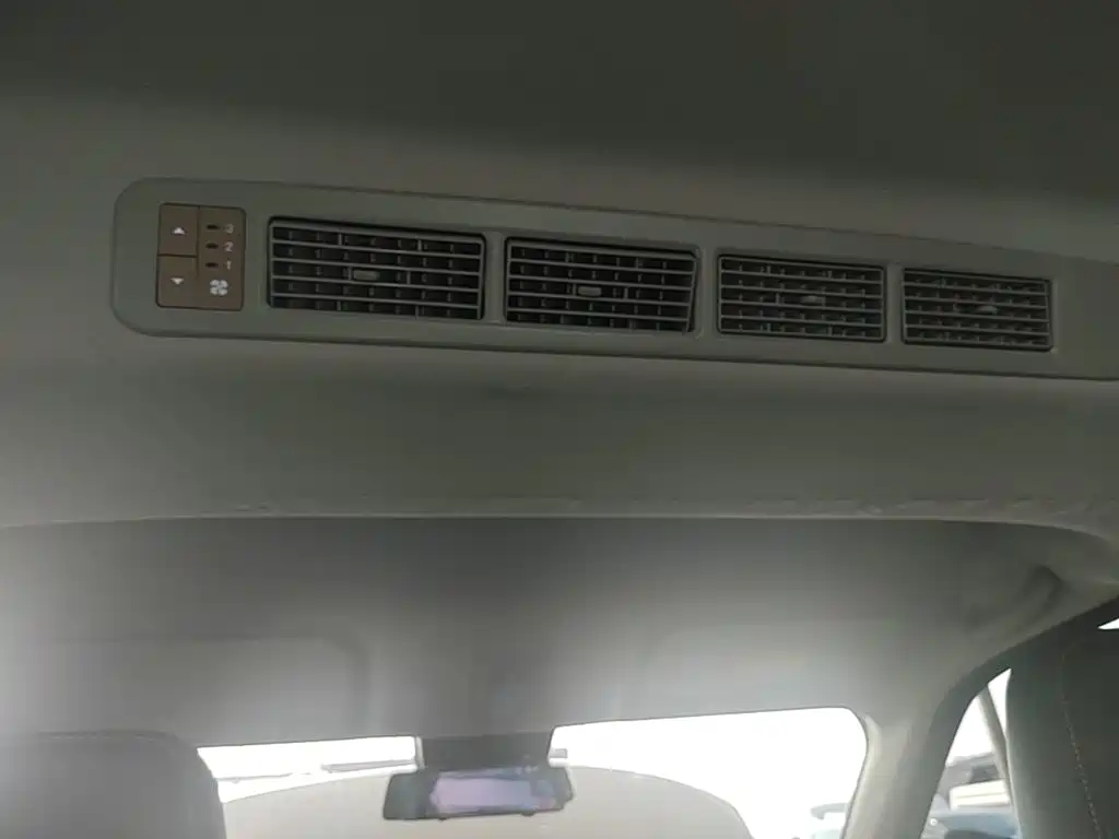 Ruichi New Energy EC75 2025 2025 Passenger Smart Super Charge Edition Surpass Type I 52.16kWh