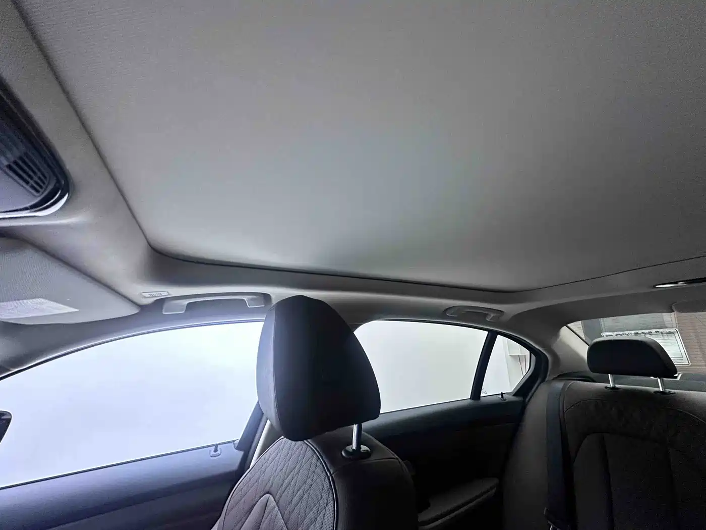 BMW 3 Series 2023 320Li M Sport Package фото 17