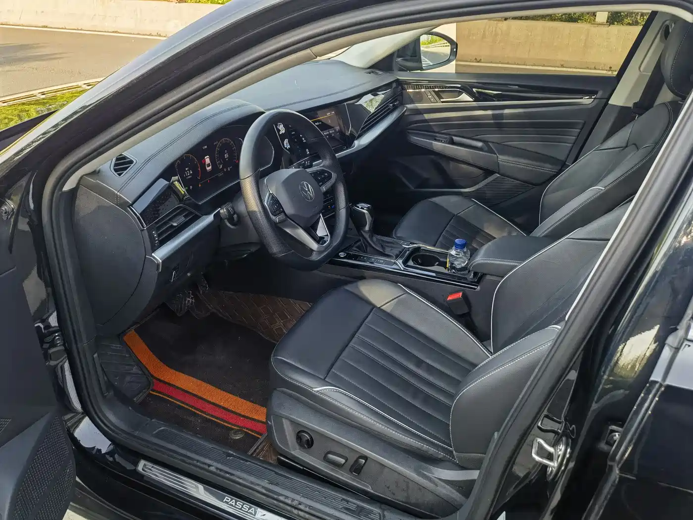 Volkswagen Passat 2022 330TSI Starlight Elite Edition фото 7