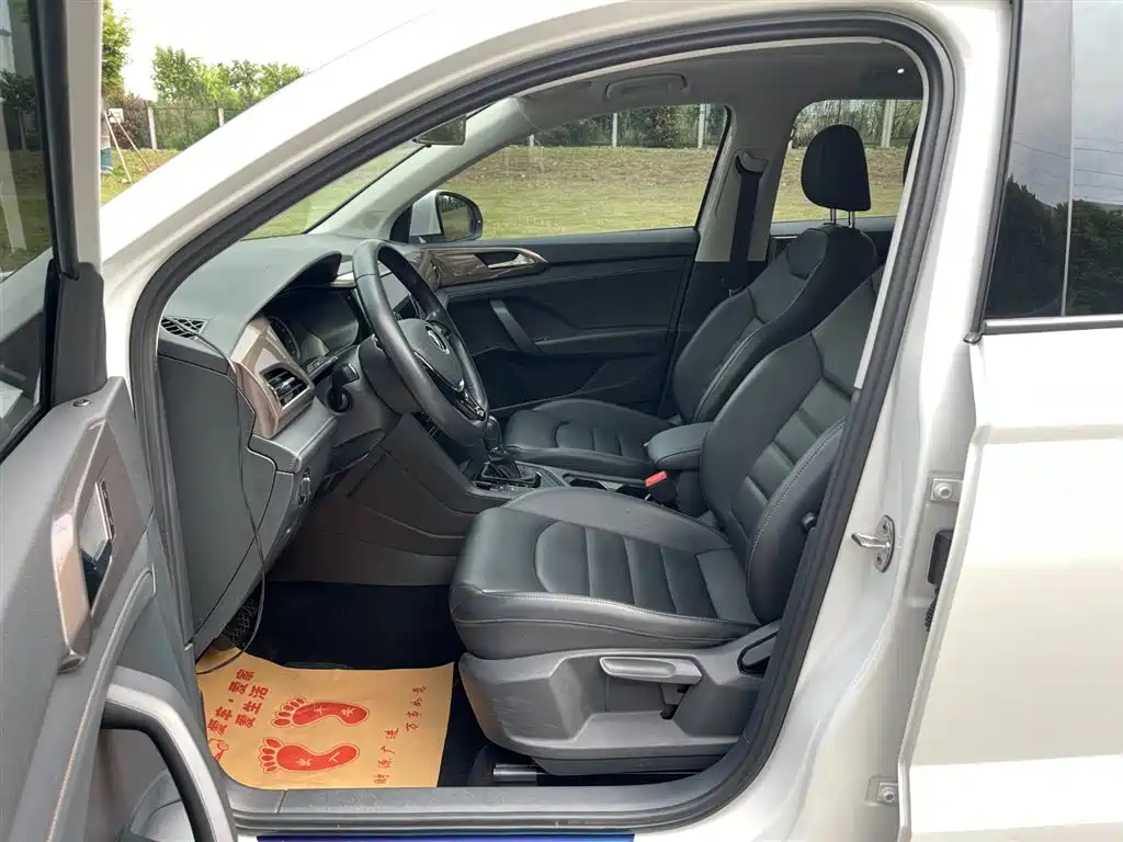 Volkswagen Tharu 2021 Model 280TSI 2WD Comfort Edition фото 10