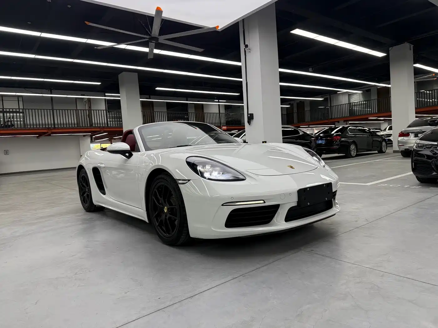 Porsche 718 2017 2016 Boxster 2.0T